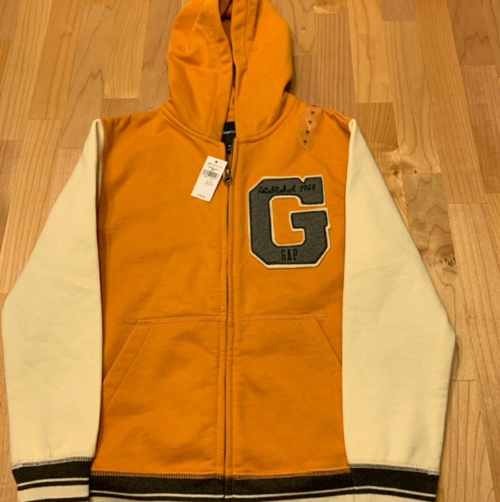 GAP Kids  Brand New Hoodie/Light Jacket Size 8 (M)